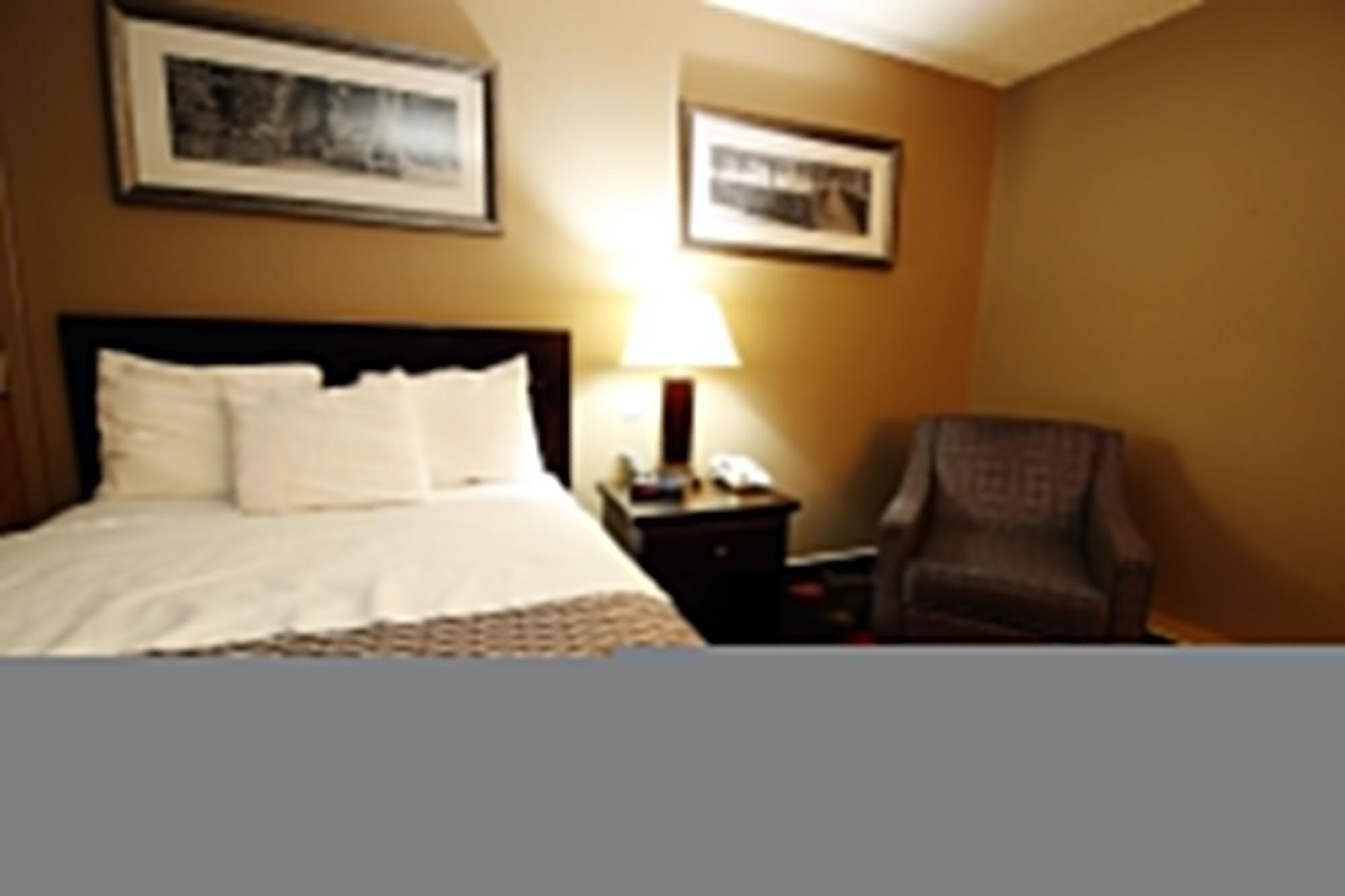 Stonebridge Hotel Fort Mcmurray Exterior foto