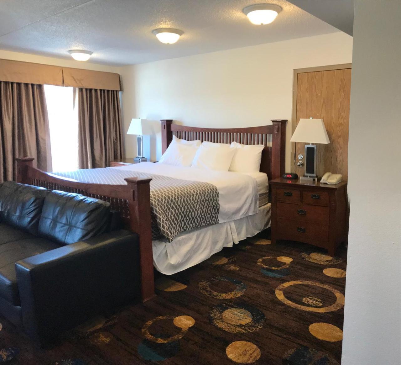Stonebridge Hotel Fort Mcmurray Exterior foto